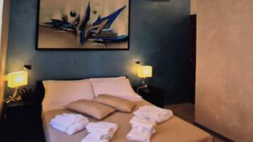 Bügeleisen/Bügelbrett, WLAN, Bettwäsche