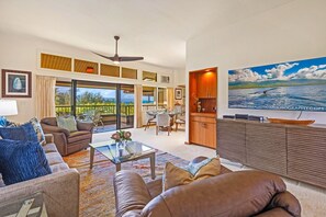 Smart TV - Kapalua Ridge 2321 Upper-Level Villa on the Golf Course with Ocean Views (Lahaina)