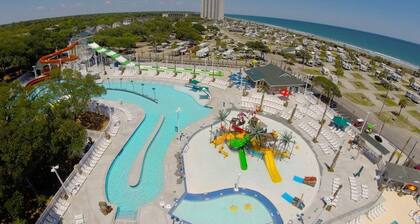 2-Bedroom Cozy Cottage in Ocean Lakes Family Campground, Myrtle Beach, SC 29575