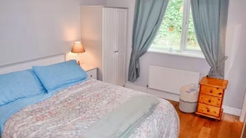 Internet, bed sheets