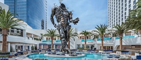 Apartment (0 Bedroom) | Pool | Outdoor pool