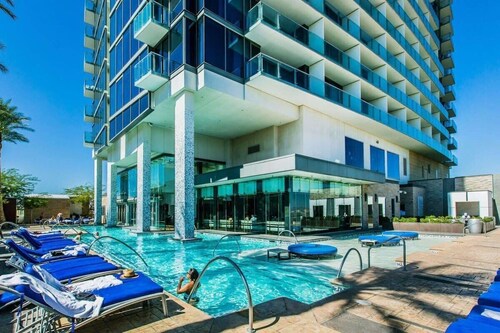 Stunning Strip-view Studio w/ Balcony Access 35308