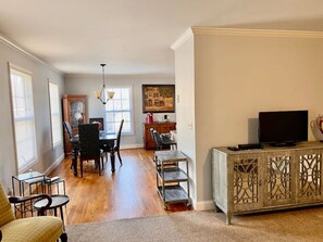 Interior - The Dynamic Duo (Chesapeake)
