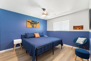 Interior - New! Blue&pink Pool Centra PHX (Phoenix)