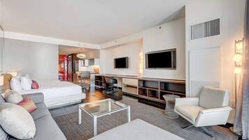 Apartment (0 Bedroom) | Interior