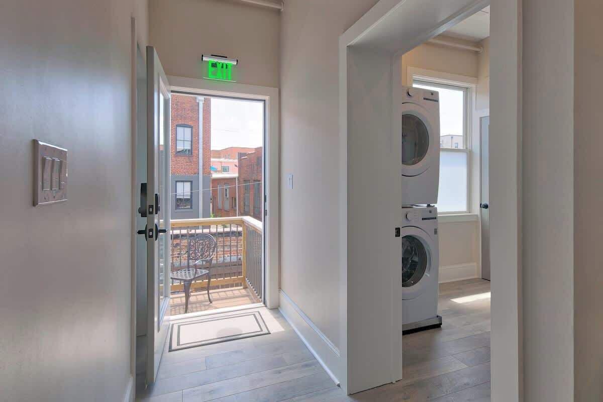 Apartment (2 Bedrooms) | Bahagian dalam