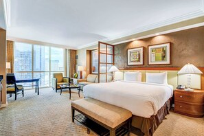 Apartment (0 Bedroom) | Interior - Elegant MGM Studio Strip Views 19811 (Las Vegas)