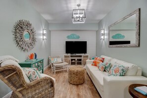 Interior - Elegant Oceanfront Pool Hot Tub at Sanibel Condos (Daytona Beach Shores)