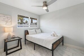 Interior - Chic Scottsdale Apt 1 Fashionsquareoldtown4plex (Scottsdale)