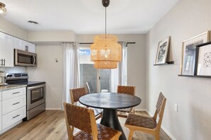 Interior - Fashion Square Apt7 (Scottsdale)