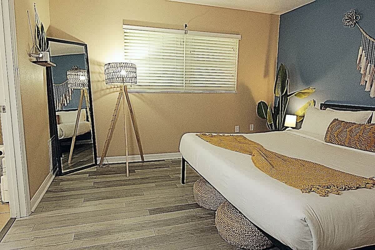 Apartment (1 Bedroom) | Interior