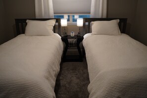 4 slaapkamers, reisbedje, gratis wifi, beddengoed
