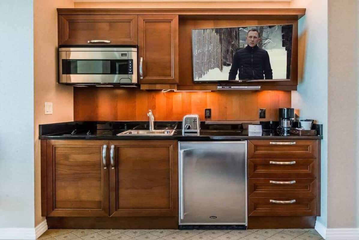 Apartment (0 Bedroom) | Private kitchen | Microwave