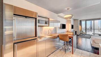 Apartment (0 Bedroom) | Interior