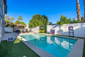 Interior - Extravagant Phoenix Retreat Pool Gazebo Heatedpool (Phoenix)