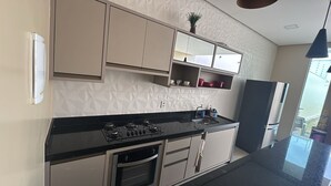 Uklassifisert bilde, 5 av 15, knapp