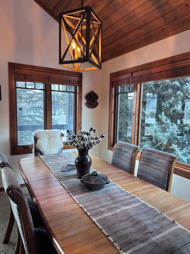Serene 3-bedroom townhome in Crested Butte perfect for getaway