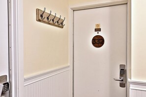 Interior - Killington Center 332 (Killington)