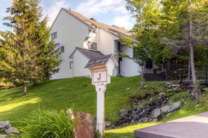 Interior - Sunrise - W Glade J-1 (Killington)