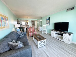 Interior - 451 El Matador (Fort Walton Beach)