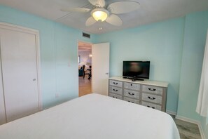 Interior - 527 El Matador (Fort Walton Beach)