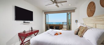 700-104 Water Front Condo w AC!
