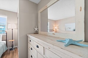 Interior - Venus 216 - Starfish Cove (Fort Walton Beach)