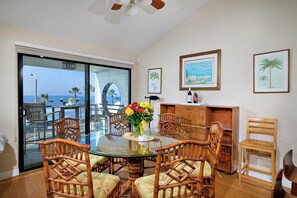 Interior - 152-4 Coastal Luxury With Panoramic Ocean View (Oceanside)