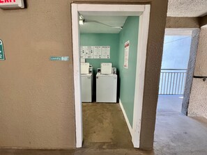 Interior - Emerald Isle 102 - The Seashell (Fort Walton Beach)