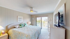 Interior - Wait & Sea (North Myrtle Beach)