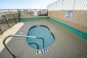 Interior - Sea Castle 8G (North Myrtle Beach)
