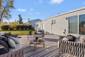 House (3 Bedrooms) | Interior - 508: The Secret Sojourn by JZ Vacation Rentals (O'Fallon)