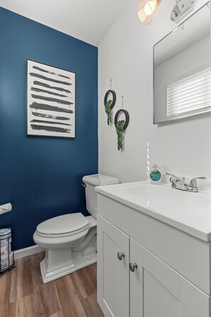 Interior - 508: The Secret Sojourn by JZ Vacation Rentals (O'Fallon)