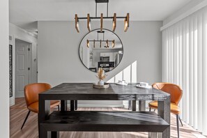 Nhà (3 Bedrooms) | Nội thất