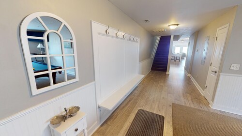 Ambassador Villas 403
