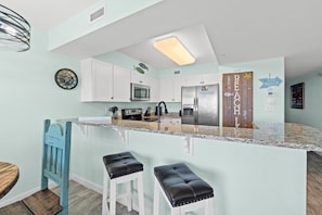 Interior - Pelican Isle 113 - Salty Seahorse (Fort Walton Beach)