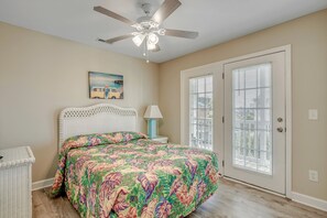 Interior - Bermuda Breeze - C (North Myrtle Beach)