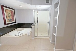 Interior - Yacht Club 2-404 (North Myrtle Beach)