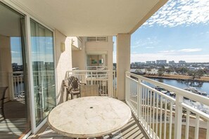 Interior - Yacht Club 1-1103 (North Myrtle Beach)