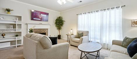 House (3 Bedrooms) | Front of property