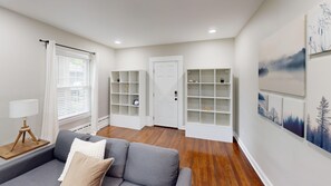 Interior - 1114 Fayetteville Rd SE, Atlanta (Atlanta)