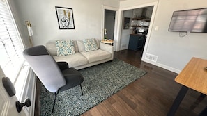 Interior - Group-ready West End Duplex - Save Big Midweek (Atlanta)