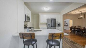 Maison (5 Bedrooms) | Intérieur