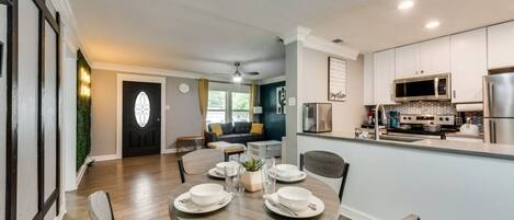 บ้านพัก (3 Bedrooms) | ภายใน