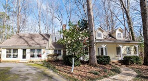 House (4 Bedrooms) | Interior - 371 Mountain Hill Rd, Fortson (Hamilton)