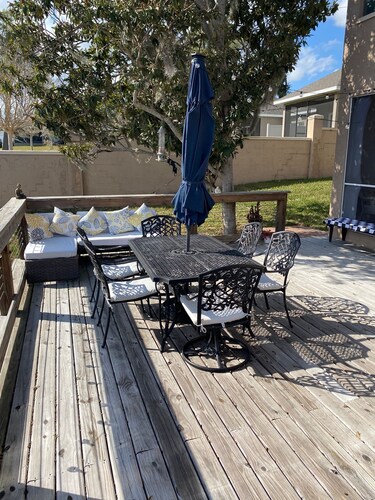 3-bedroom townhome on Lake Winona in Historic Downtown Clermont