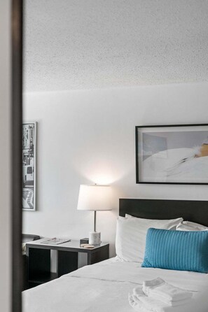Interior - Studios On 25th by BCA Furnished Apartments Studio 05 E (Atlanta)