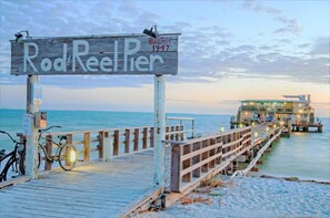 Interior - Runaway Bay (Bradenton Beach)