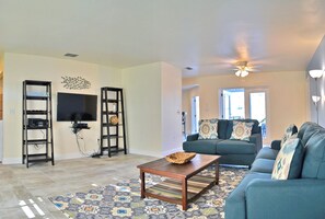 Interior - Desoto (Bradenton)