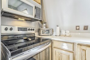 Interior - Mountain A Frame w Wood Stove Downtown (Breckenridge)